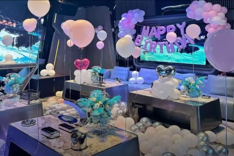 泸州高薪KTV诚聘女营销 专车住宿待遇优